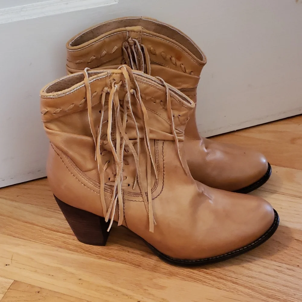 heeled cowboy boots / cowgirl boots - Picture 1 of 11
